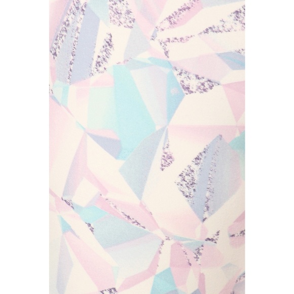 Tummy Control Geo Print Leggings Buttery Soft  - Picture 5 of 6